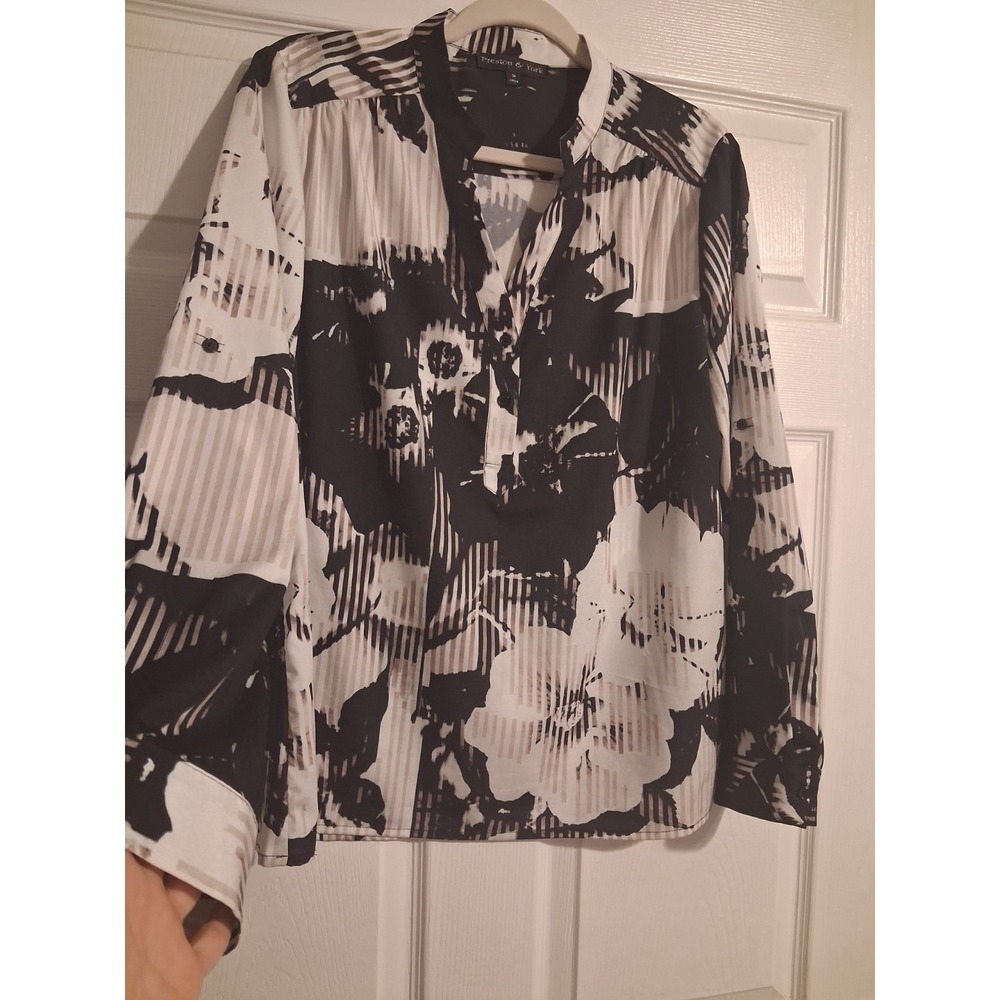 Preston & York Womens M Black White Abstract Geometric Floral Button Blouse - Picture 4 of 12